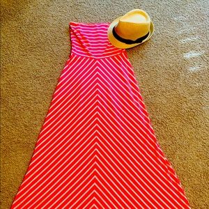 Sleeveless maxi dress